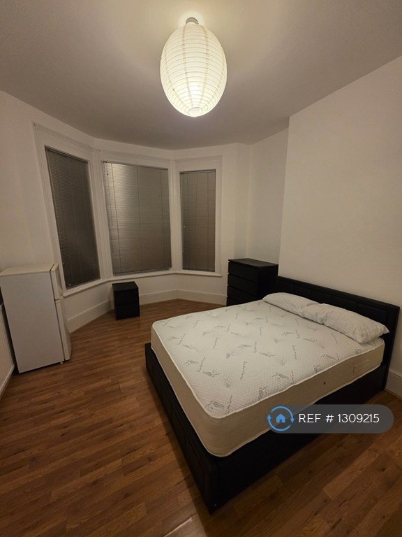 image for 1 bedroom in Bathurst Gardens, London, NW10 (#1309215)