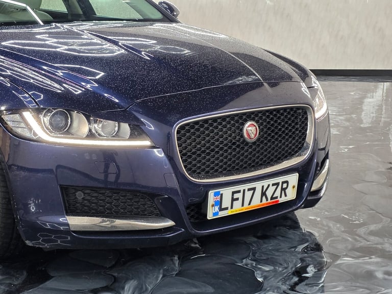2017 Jaguar XF PRESTIGE Saloon Diesel Automatic