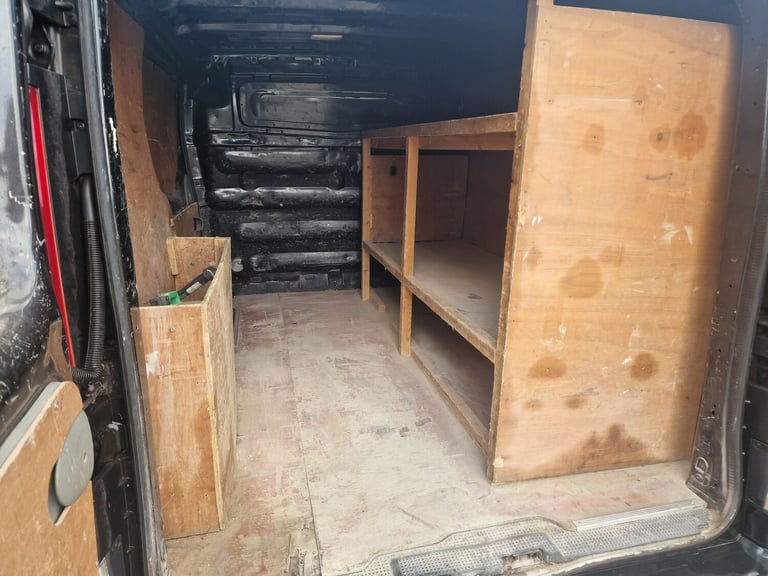 2011 Renault Trafic  Drives Perfect  5m MOT  SWB  Black  Ready to work