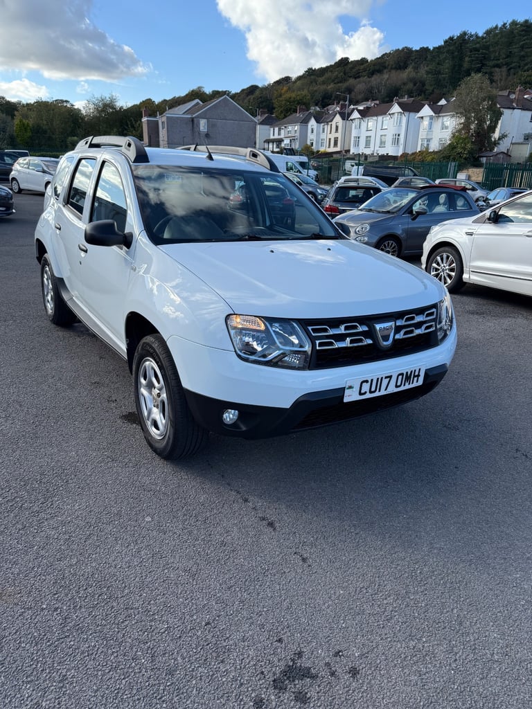 image for Dacia, DUSTER, Hatchback, 2017, Manual, 1598 (cc), 5 doors