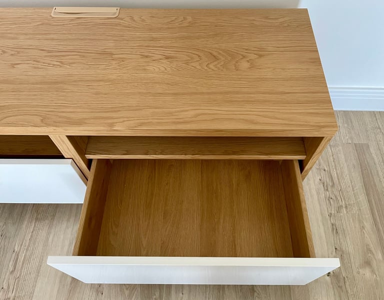 IKEA 2x Besta TV Bench/Stand/Cabinet with Drawers - Oak & White