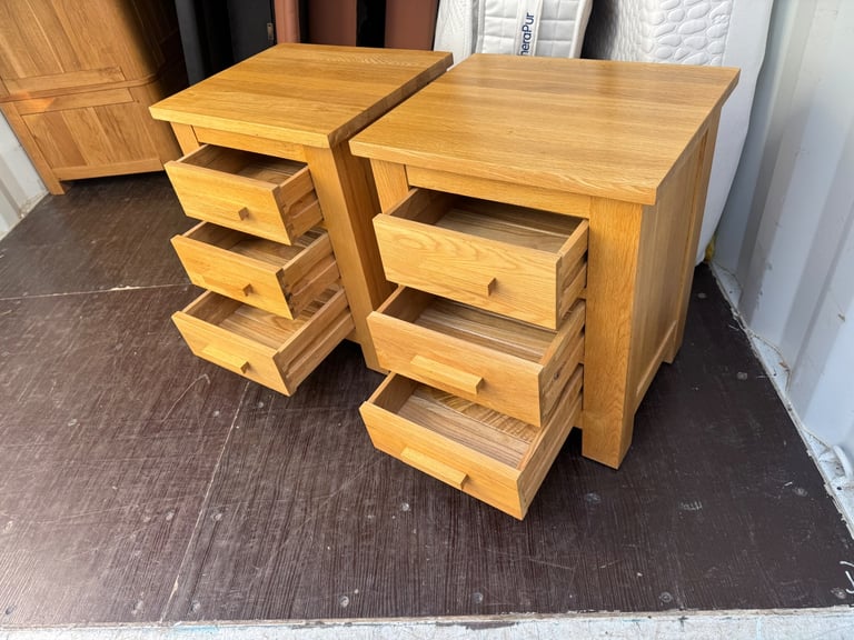 solid oak bedside cabinets possible Delivery 