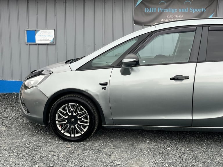 2014 Vauxhall Zafira Tourer 2.0 CDTi Exclusiv Euro 5 5dr MPV Diesel Manual