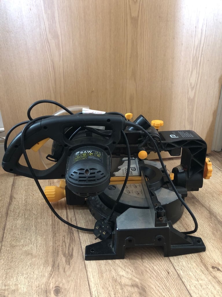 P Pro 1200W mitre saw features a ball race sliding system