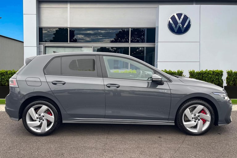 2025 Volkswagen Golf 1.5 TSI 272 GTE eHybrid 5dr DSG **PAN ROOF, HEADS UP** Hatchback PETROL/ELEC...