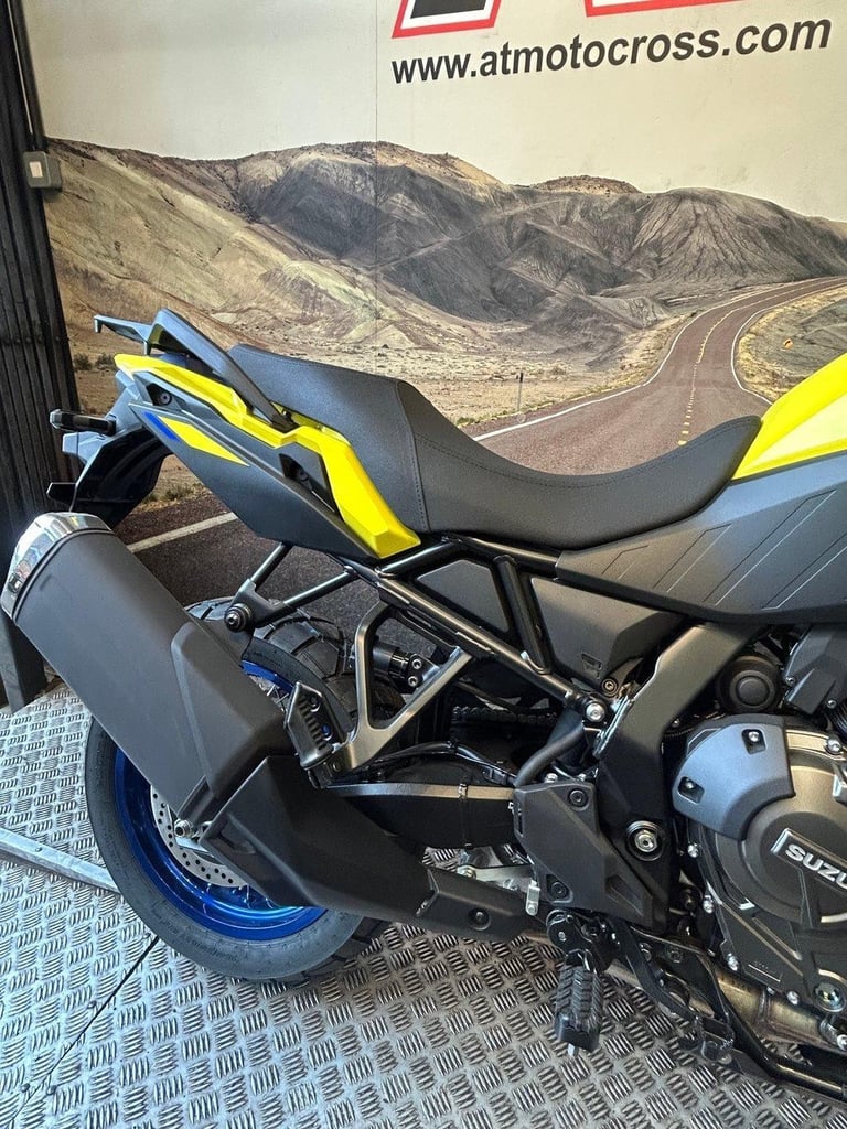 SUZUKI DL800 DE, BRAND NEW SPECIAL OFFER PRICE, 7Y WARRANTY, IN STOCK