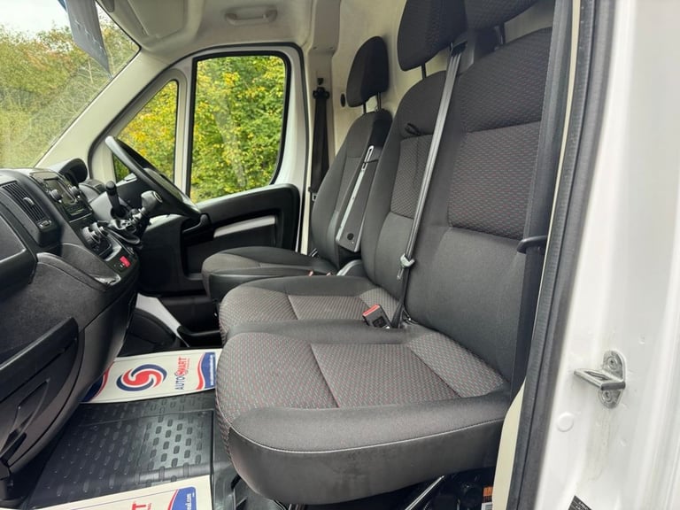 2021 Peugeot Boxer 2.2 BlueHDi H2 Professional Van 140ps PANEL VAN DIESEL Manual