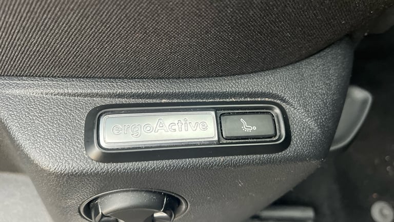 2018 Volkswagen Tiguan 2.0 TDI 150 SEL 5dr DSG SUV Diesel Automatic