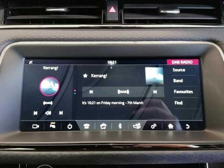 2020 Land Rover Range Rover Evoque 2.0 D150 R-Dynamic SUV 5dr ESTATE Diesel Manual