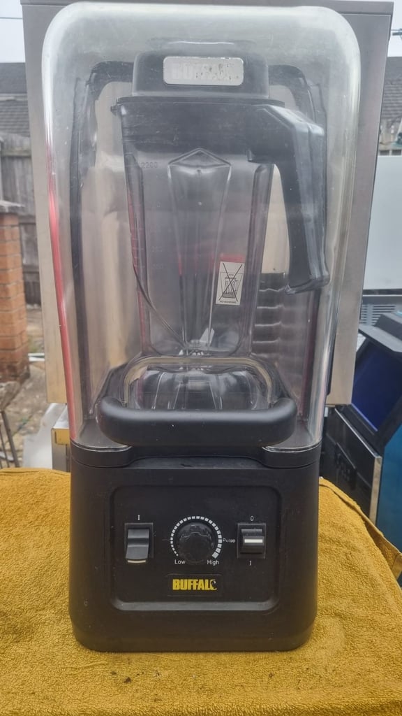 Commercial blender 