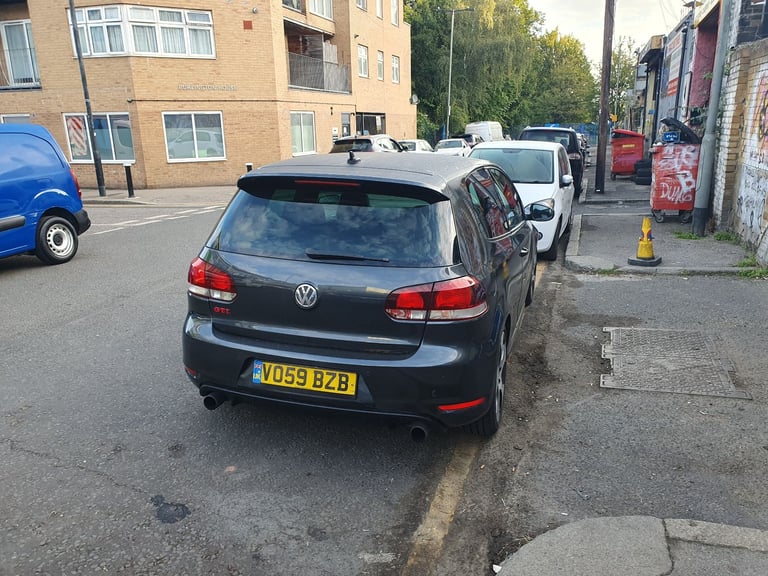 Volkswagen, GOLF, Hatchback, 2009, Semi-Auto, 1984 (cc), 3 doors