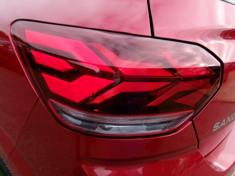 2023 Dacia Sandero 1.0 TCe Essential Euro 6 (s/s) 5dr HATCHBACK Petrol Manual