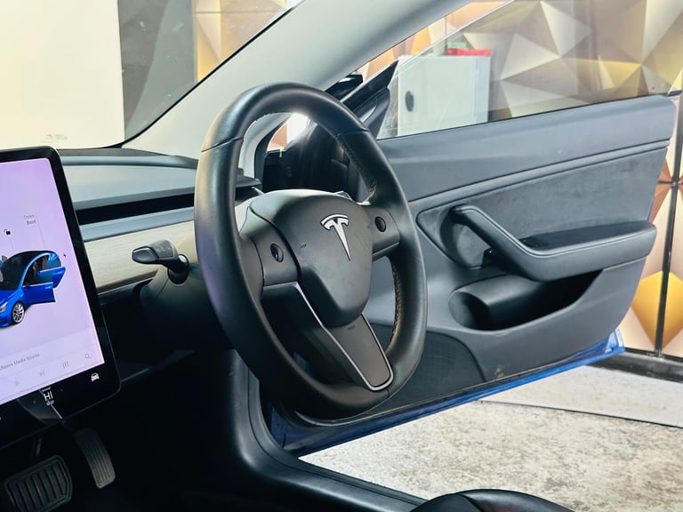 2019 Tesla Model 3 Standard Plus 4dr Auto SALOON ELECTRIC Automatic