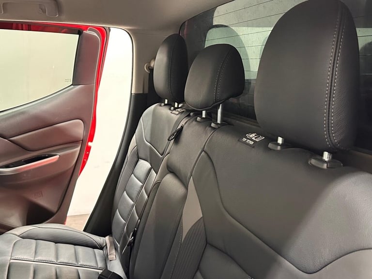 2016 Mitsubishi L200 2.4 DI-D DC Barbarian Pickup Double Cab 4dr Diesel Auto 4WD Euro 5 (178 ps) ...