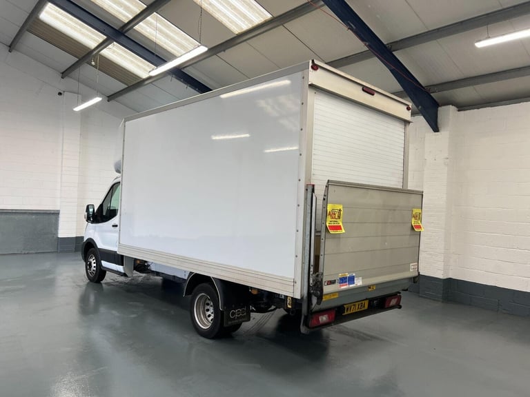 2021 Ford Transit 2.0 350 EcoBlue Leader Chassis Cab 2dr Diesel Manual RWD L4 Euro 6 (s/s) (1 Lut...