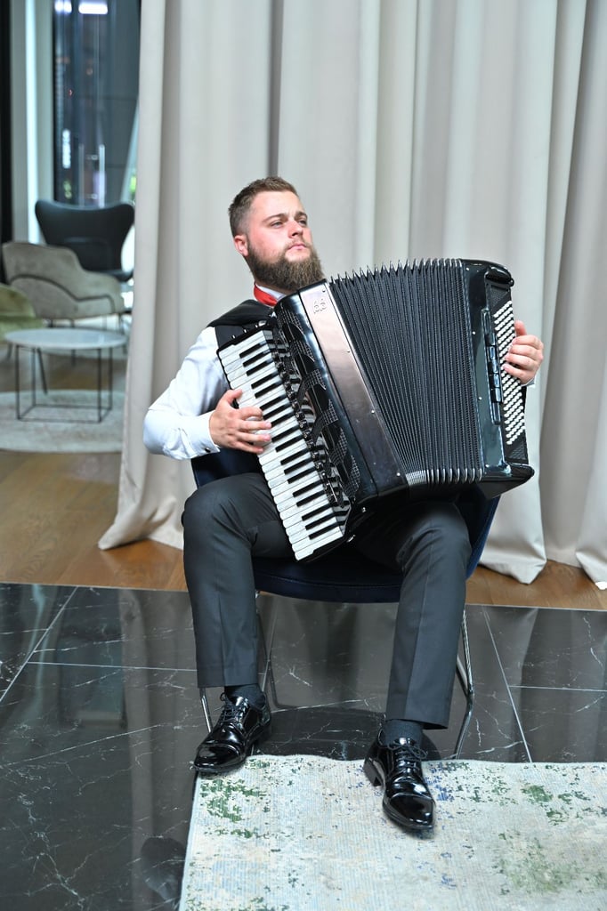 Learn Accordion Fast: Fun, Easy, & Personalized Lessons for Busy People | FREE Trial Lesson!