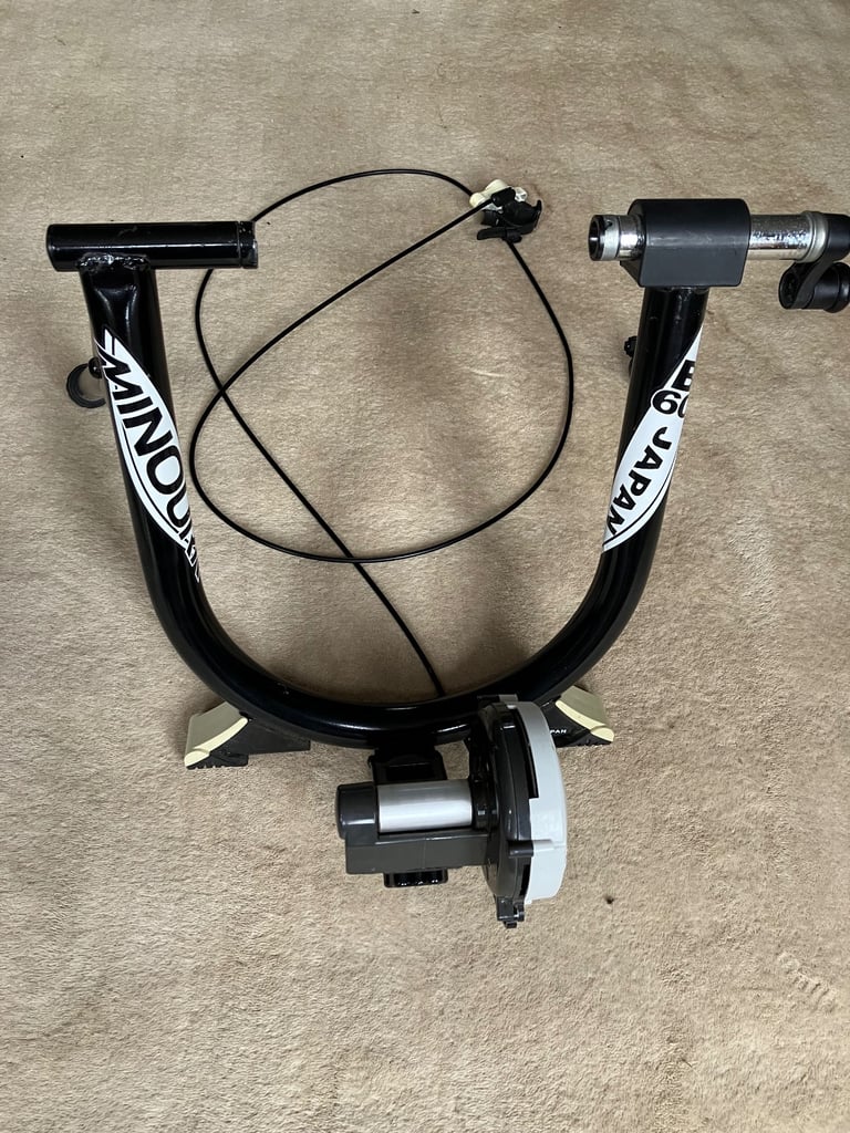 Bike turbo trainer  - Minoura B60