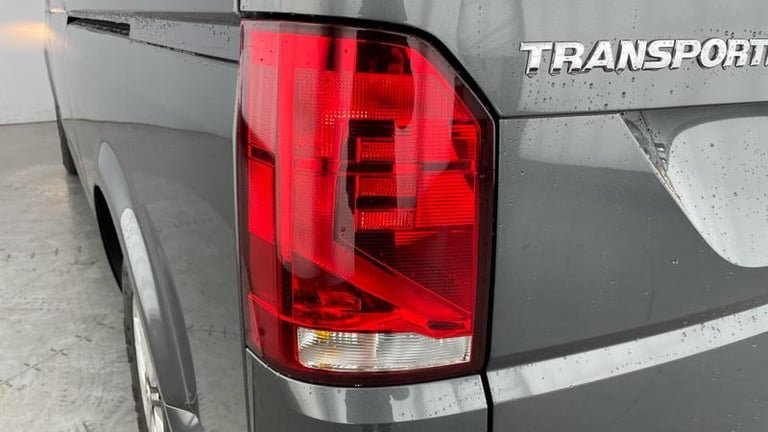 2023 Volkswagen Transporter 2.0 TDI 150 Highline Kombi Van Manual Combi Van Diesel Manual