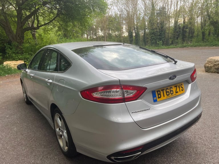 FORD MONDEO 2.0 TDCi Titanium Silver Auto Diesel 2017