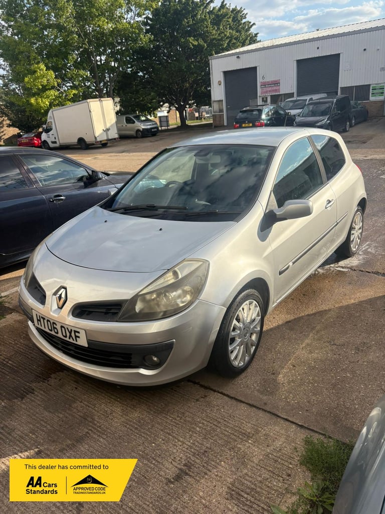 image for 2006 Renault Clio 1.4 16v Dynamique S Hatchback 3dr Petrol Manual (158 g/km, 98 bhp) Hatchback Pe...