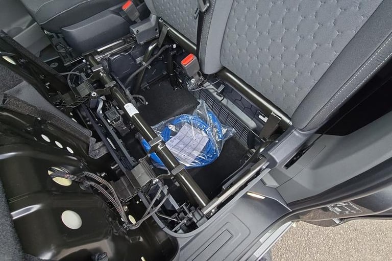 2025 Ford Transit Custom 2.5 PHEV 232ps H1 Double Cab Van Limited Auto PANEL VAN PETROL/ELECTRIC ...