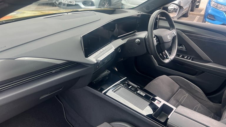 2022 Vauxhall Astra 1.2 Turbo 130 Ultimate 5dr Auto Petrol Hatchback Hatchback Petrol Automatic