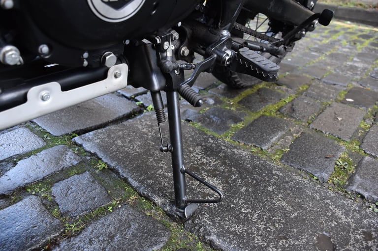 Royal Enfield, HIMALAYAN, 2024, 411 (cc), still under RE warranty & RSA,  offers considered