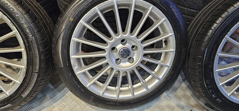VW 17 alloy wheels + 4 x tyres 225 45 17 RoadCruza All Seasons