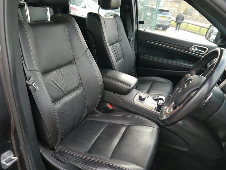 Jeep Grand Cherokee 3.0 V6 CRD Limited SUV 5dr Diesel Auto 4WD Euro 5 (247 bhp)