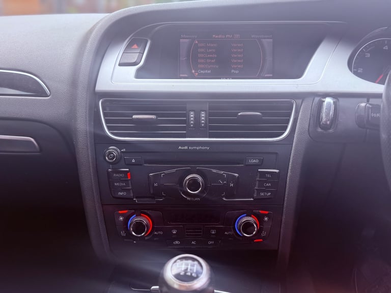 Audi, A4, Saloon, 2010, Manual, 1968 (cc), 4 doors