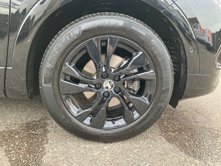 2023 Vauxhall Grandland 1.2 Turbo GS 5dr Auto Hatchback PETROL Automatic