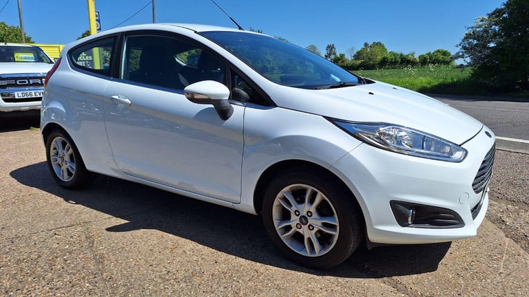 FORD FIESTA 1.3 Zetec 2016