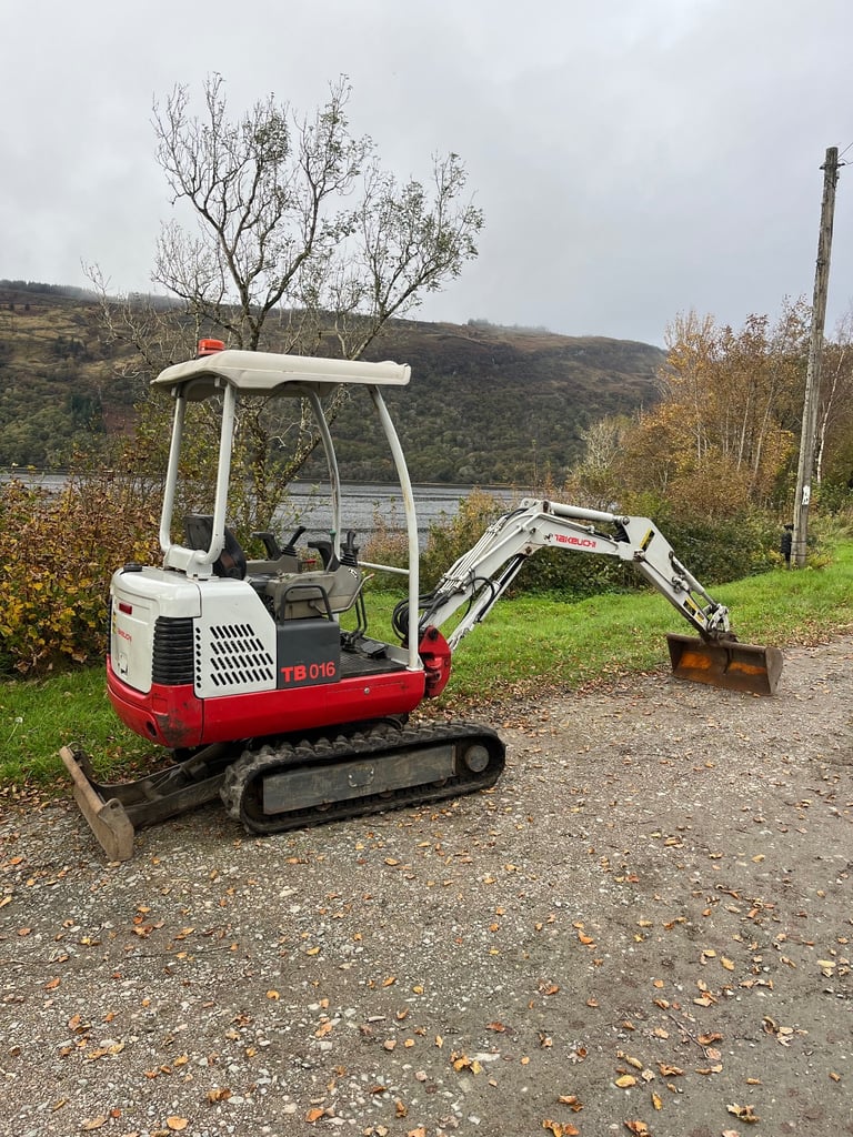 Takeuchi TB016