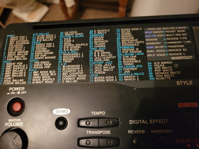 image for Yamaha psr 330