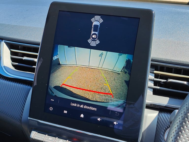 2022 Renault Captur 1.6 E-Tech full hybrid 145 Engineered 5dr Auto Hatchback Hybrid Automatic