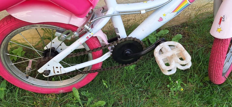 14in wheels girl bike good condition please read 