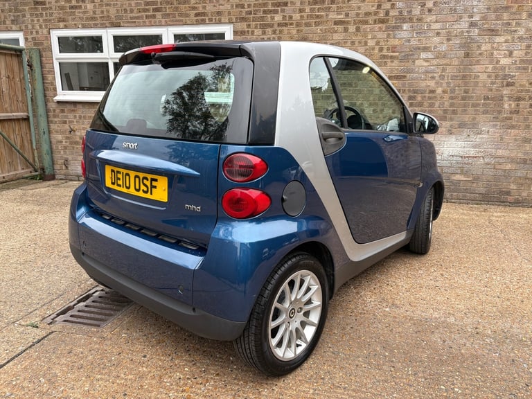 2010 smart fortwo Passion mhd 2dr Auto COUPE Petrol Semi Automatic