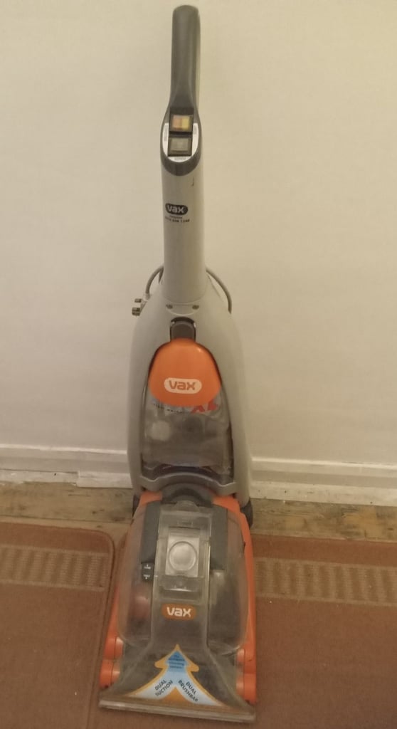 VAX Rapide pro-carpet cleaner 