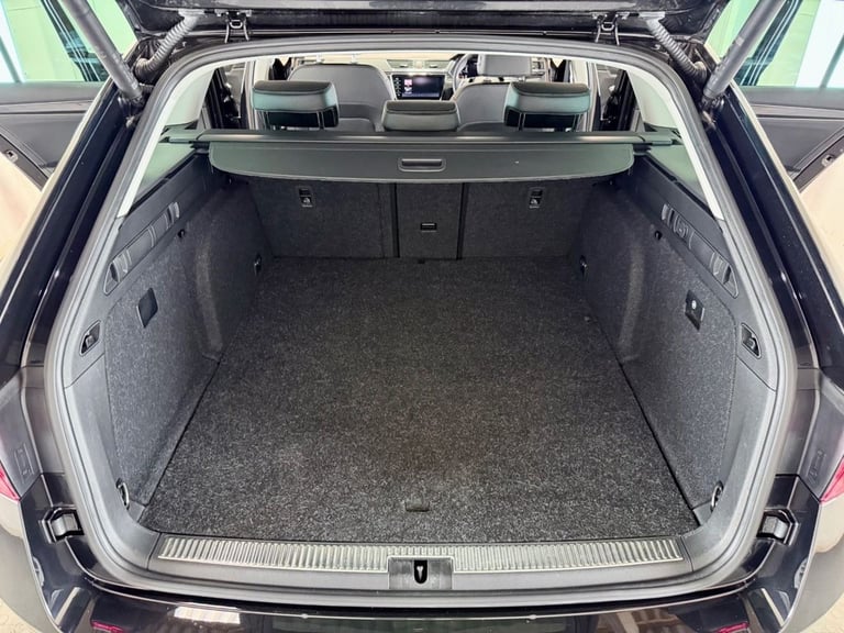 2023 23 SKODA SUPERB 1.4 TSI IV 13KWH LAURIN &amp; KLEMENT ESTATE 5DR PETROL PLUG-IN