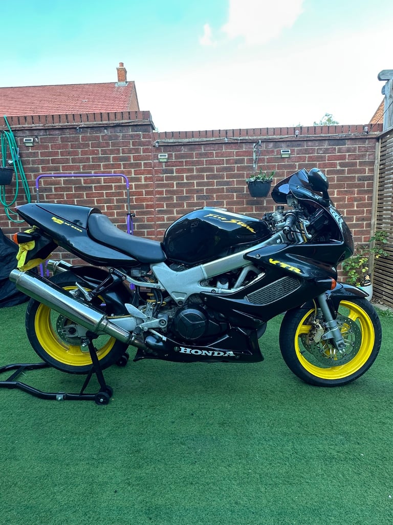 Honda, VTR, 1997, 996 (cc)