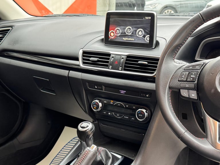 2015 Mazda Mazda3 2.0 SKYACTIV-G SE-L Euro 6 (s/s) 5dr HATCHBACK Petrol Manual