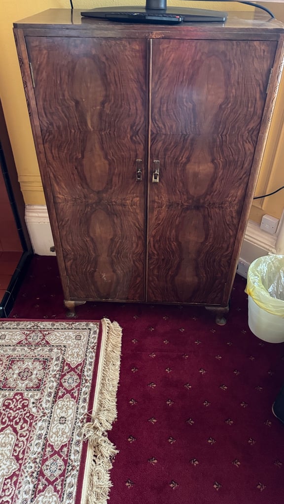 image for Bedroom Cabinet