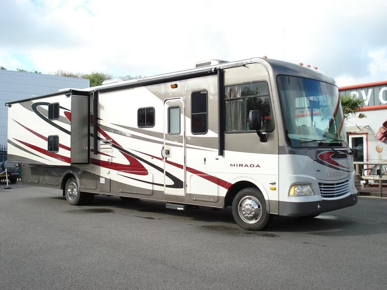 Coachmen Mirada american motorhome rv.  BUNKHOUSE MODEL.Price is Plus V.... 2012