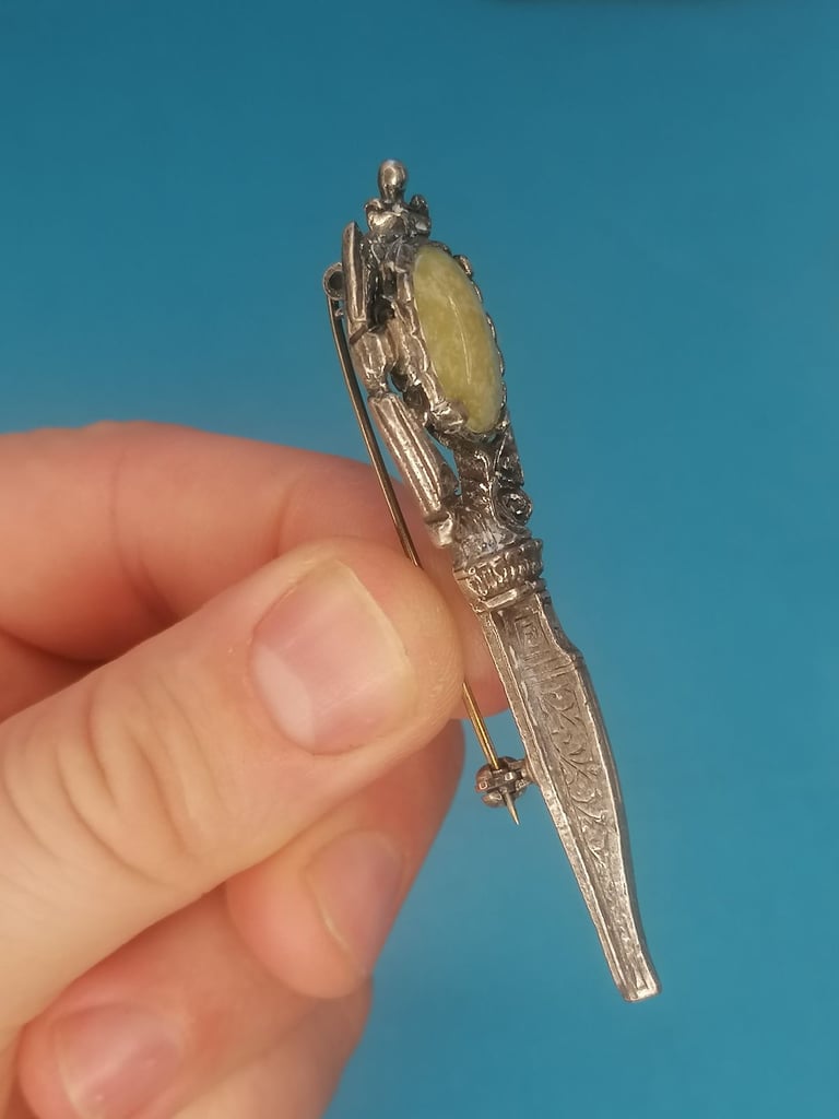 Vintage MIRACLE Celtic Scottish Staff Light green, marbled white stone Brooch Pin.