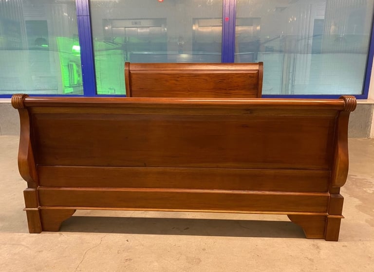 Solid Teak King Size Sleigh Bed