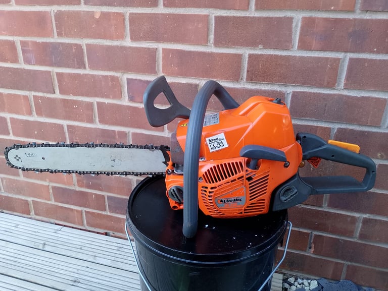 CHAINSAW OLEO-MAC GS440 PETROL