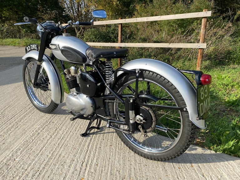 TRIUMPH TIGER CUB 200, 1955, PLUNGER, GOOD LOOKING LIGHTWEIGHT CLASSIC, 