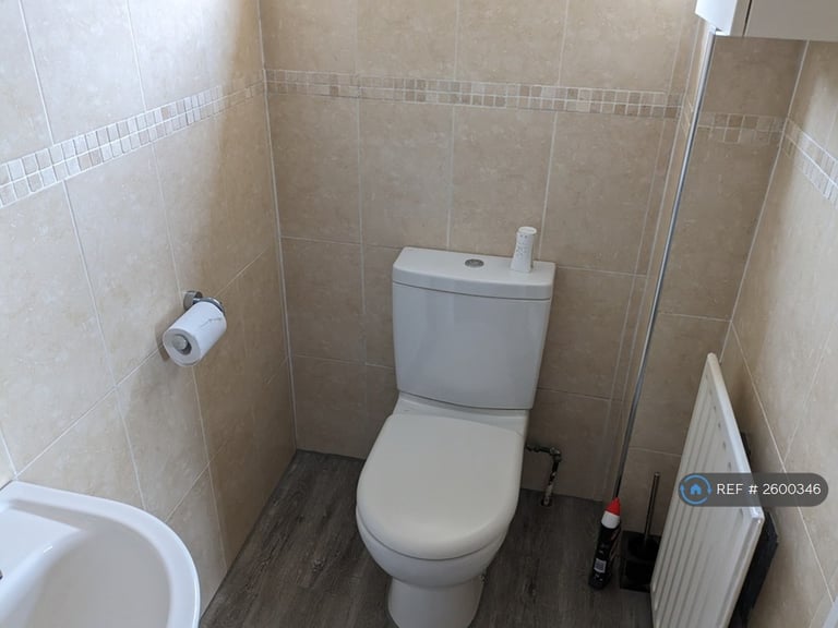 4 bedroom house in Bradley Croft, Balsall Common, Coventry, CV7 (4 bed) (#2600346)