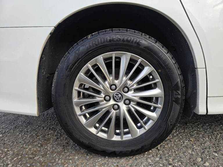 2018 Toyota Vellfire HYBRID 2.5 E-four 8 Seaters Euro 6  MPV Petrol/Hybrid Automatic