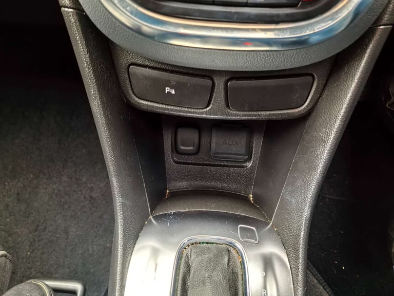 2015 Vauxhall Mokka 1.4 Mokka SE T Auto 5dr - Sunroof - Full Service History! SUV Petrol Automatic